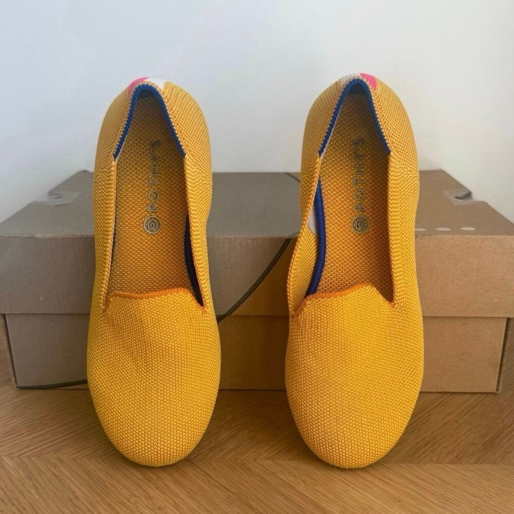 Rothy’s Round Toe ‘Lemon Drop’ Little Girls Slip On Shoes- SZ 3 Y